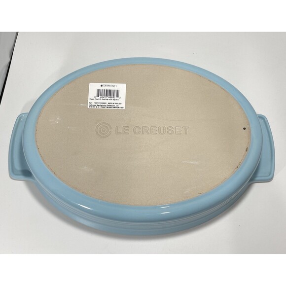 Brand New Le Creuset Casserole Classic 27cm 1.7L Oval Dish w Lid Sky Blue - Picture 7 of 8